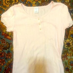 Short sleeve lightweight top.